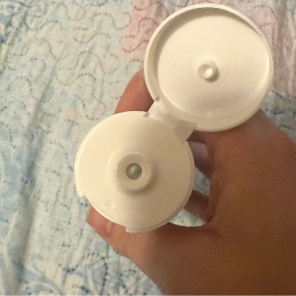 Cuccio Yogahhh! Muscle Balm - Picture 4 of 7